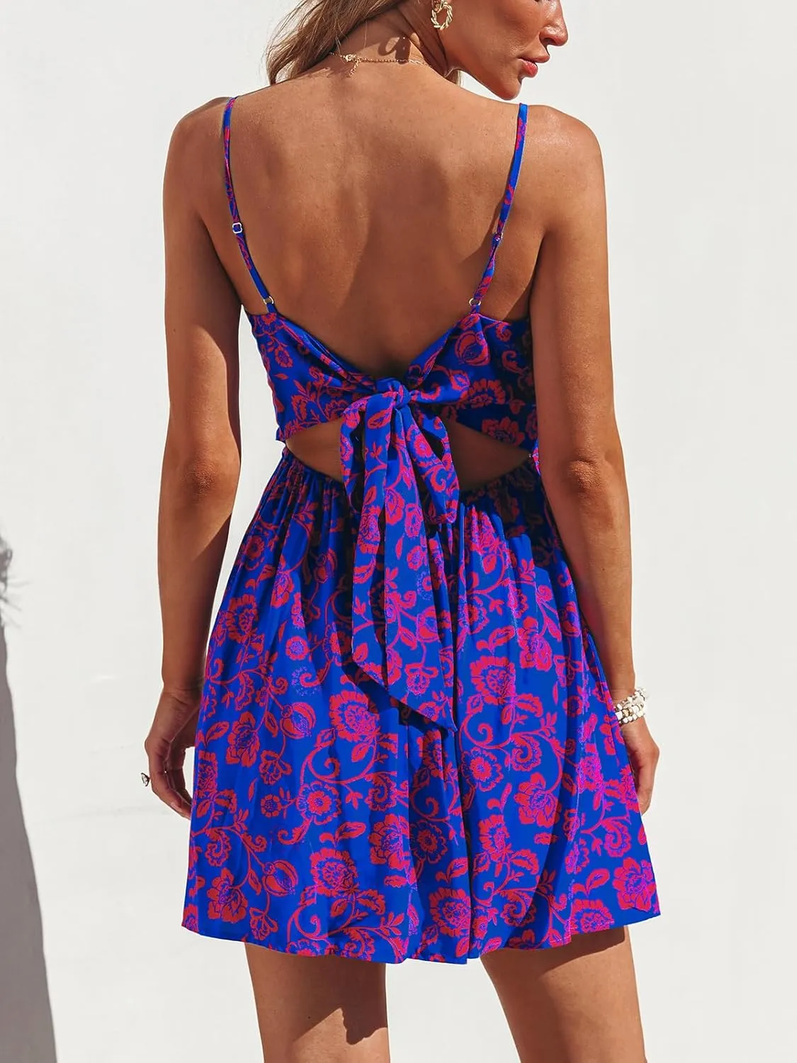 CUPSHE Women's Mini Dress Floral Twisted V Neck Sleeveless Short Dress Pleated Self Tie Back Mini Dress